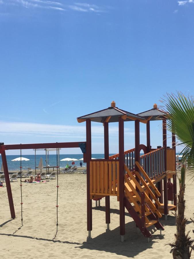 Larnaca Beach Apartment 1A Exterior photo