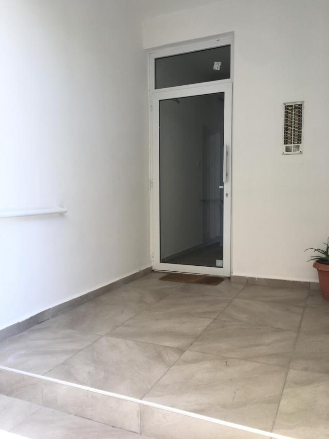 Larnaca Beach Apartment 1A Exterior photo